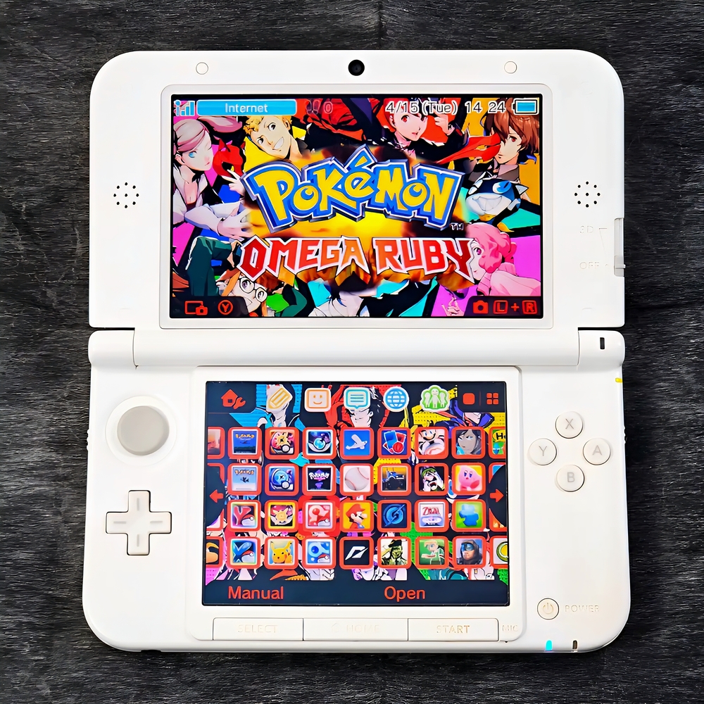 Nintendo 3DS XL Mint White Model | Plug & Play | Accessories & Content